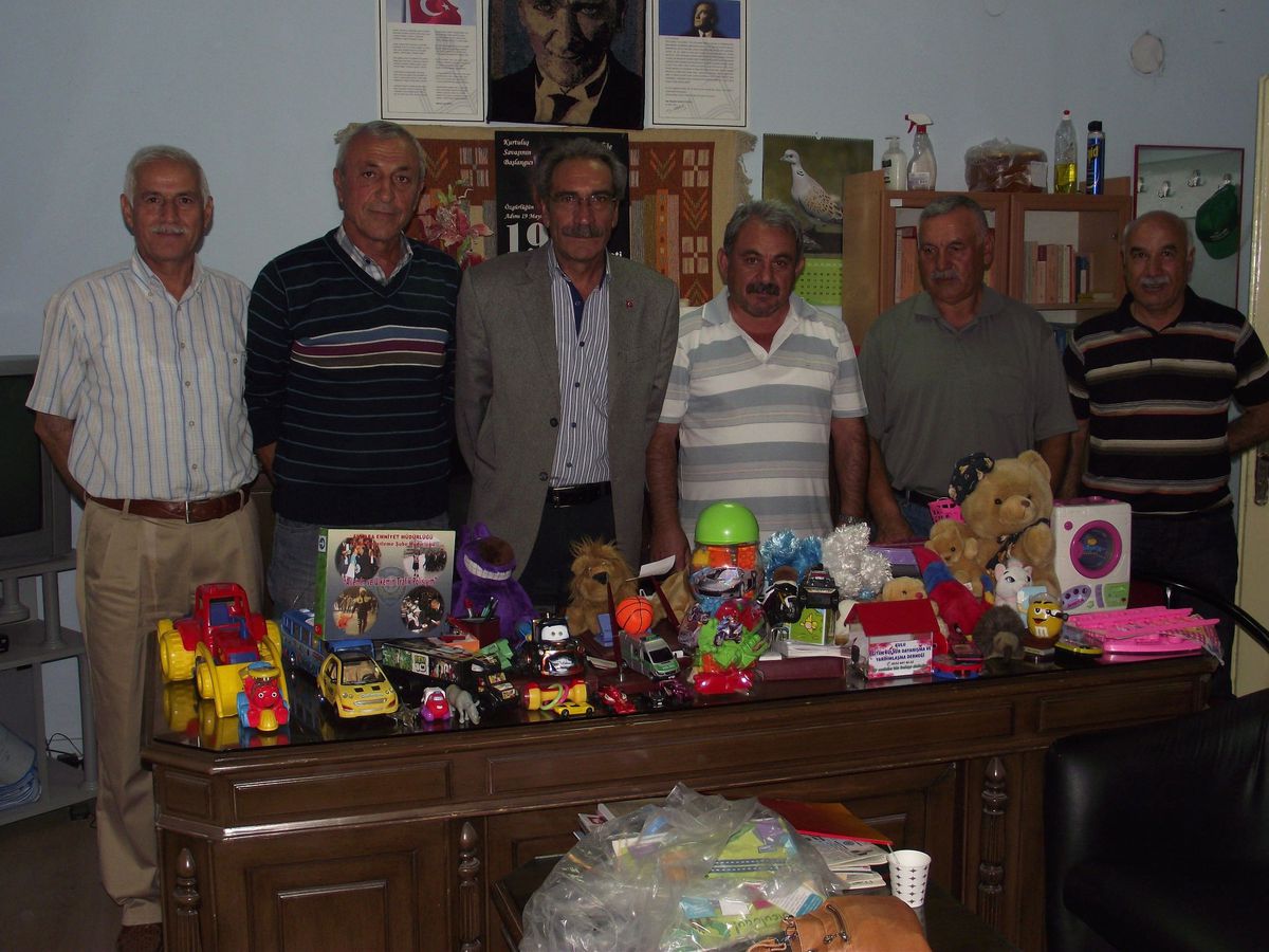 Kulu\'da Anasınıfı Öğrencilerine Yardım