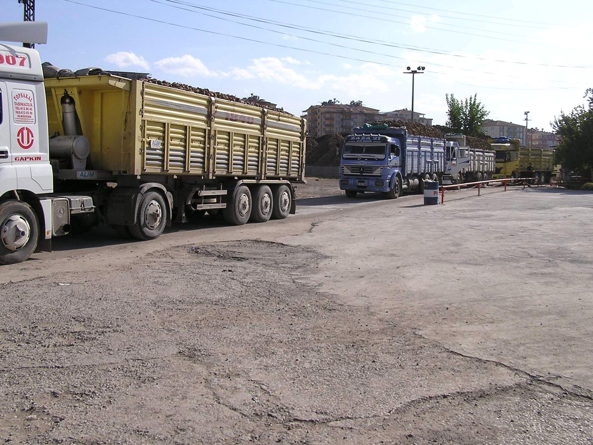 Malatya Şeker Fabrikası\'nda Pancar Alımına Başlandı