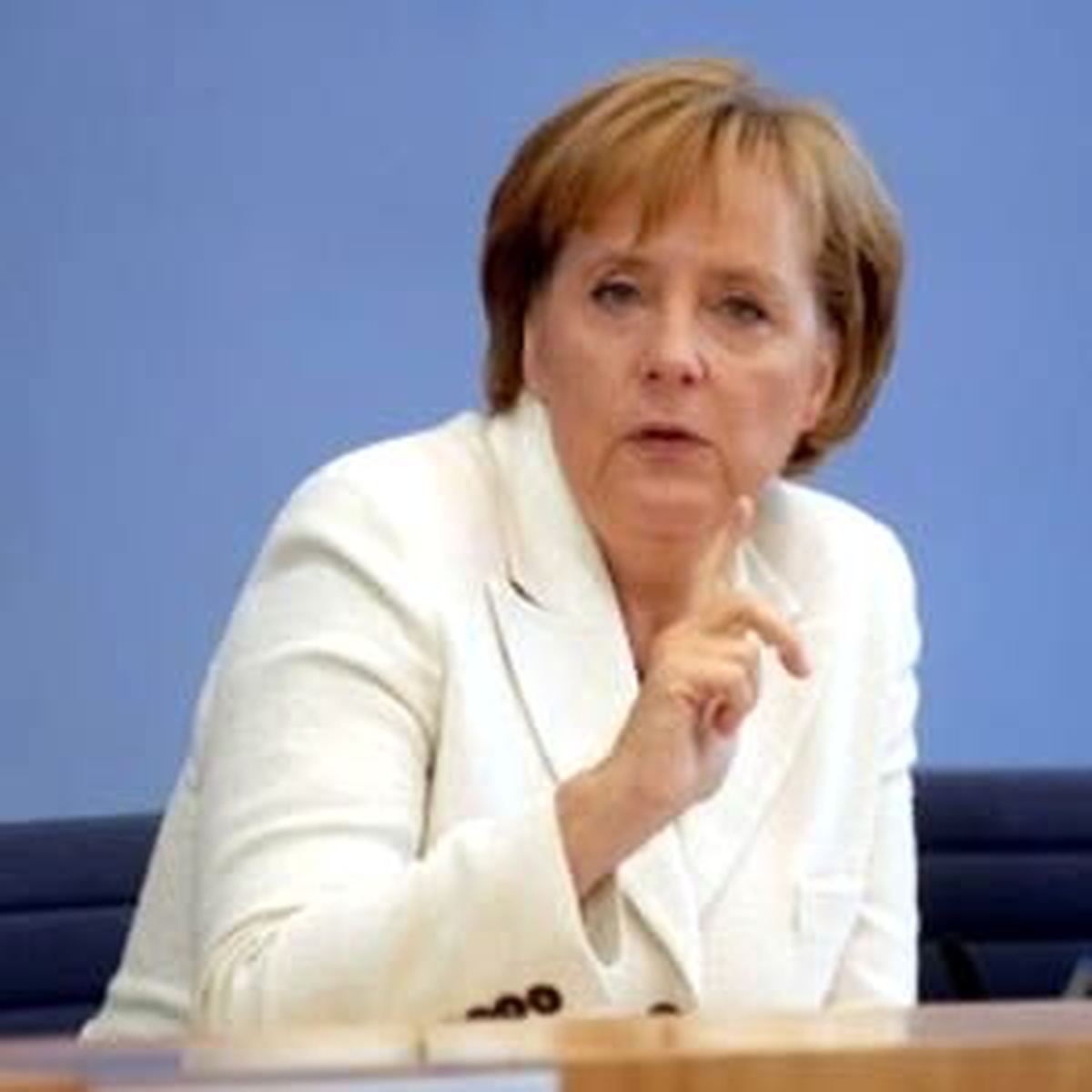 Merkel, Suriye\'yi Kınadı: "Türkiye\'nin Yanındayız"
