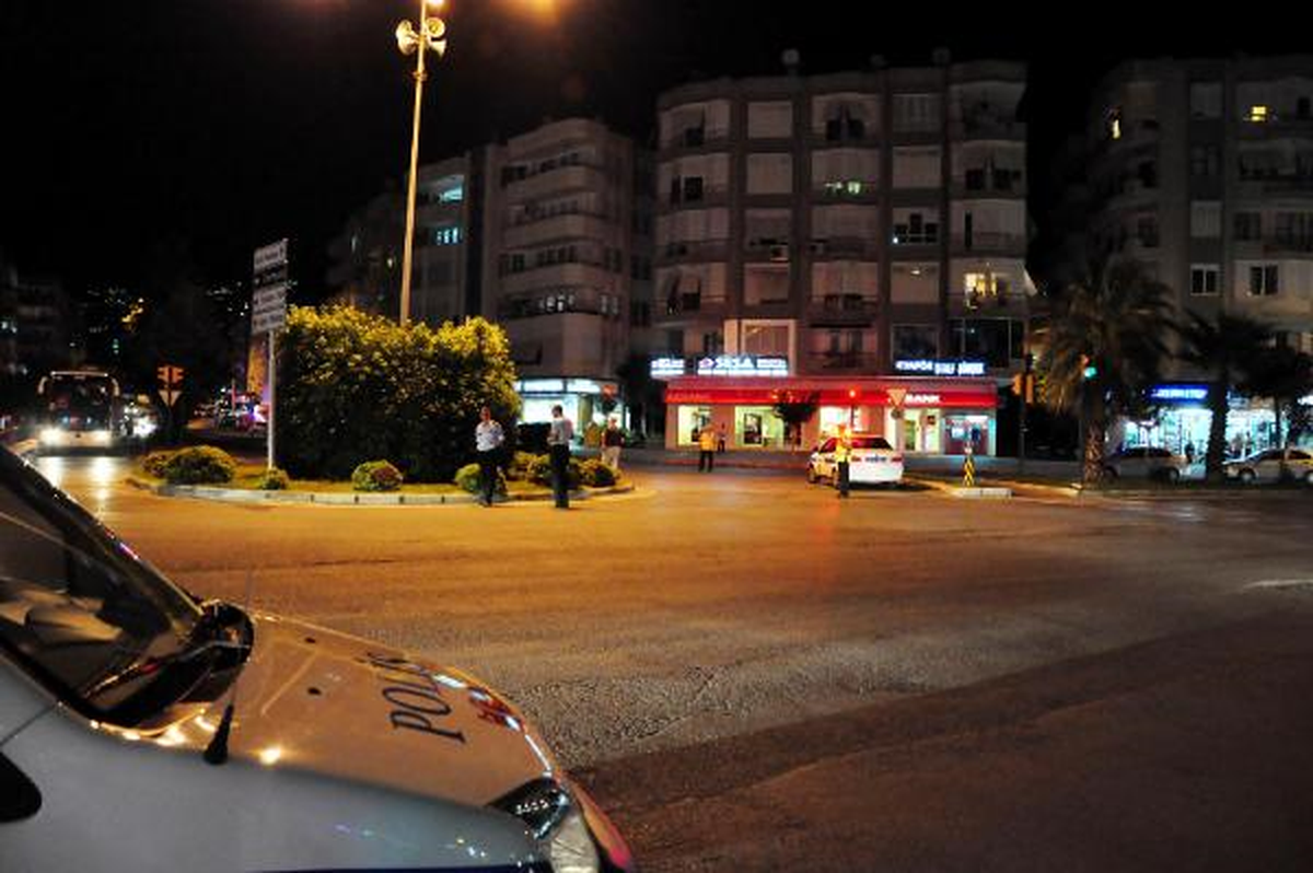Polisten Gerçeği Aratmayan \'Terör\' Tatbikatı
