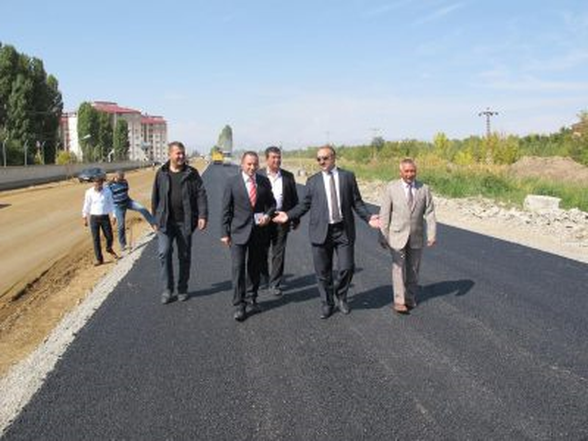 Üniversite Yolu Asfalta Kavuştu