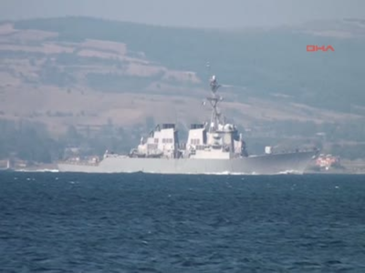 ABD Gemisi Boğazdan Geçti