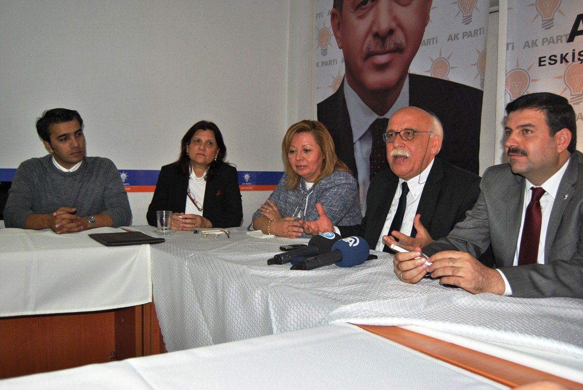 AK Parti\'nin "Halk Buluşması" Toplantısı Yapıldı
