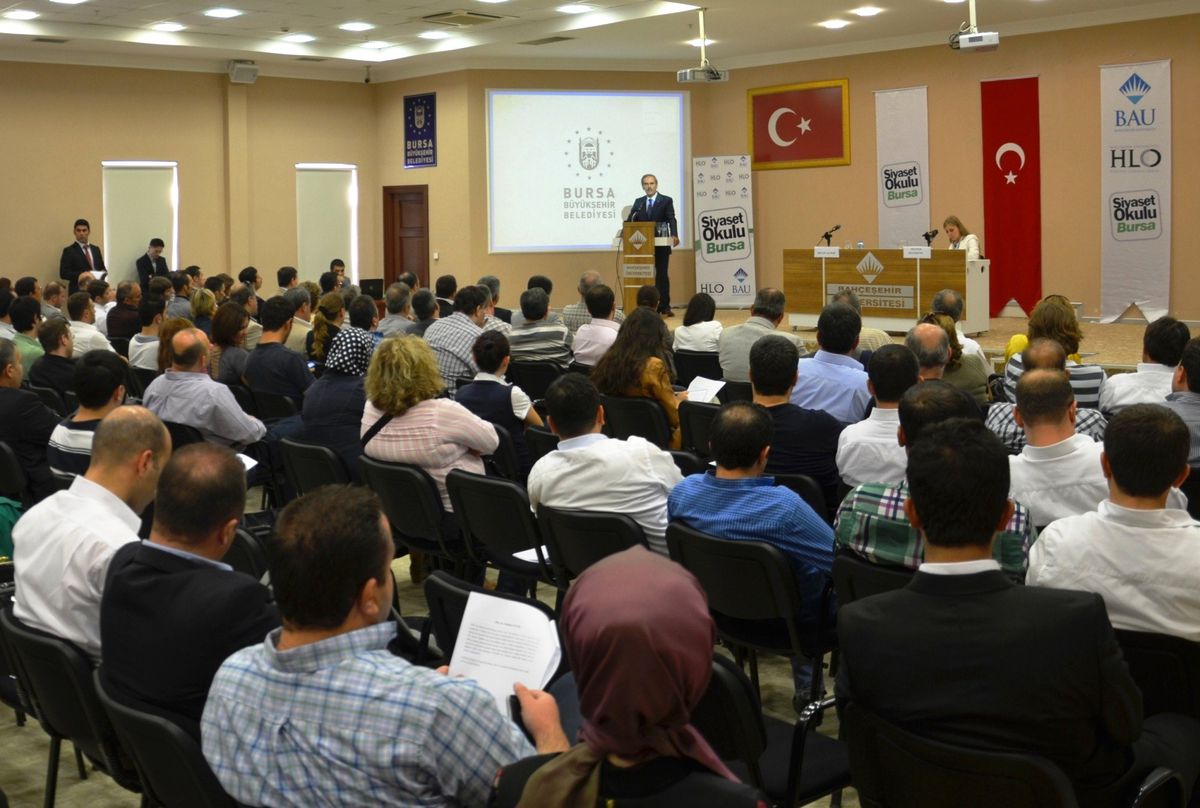 Başkan Altepe\'den \'Belediyecilik\' Dersi
