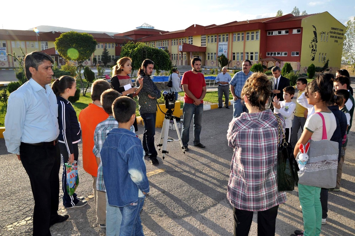 Bilim ve Sanat Merkezi Öğrencileri Kardelen Koleji Uzay Haftası Etkinliklerine Katıldı