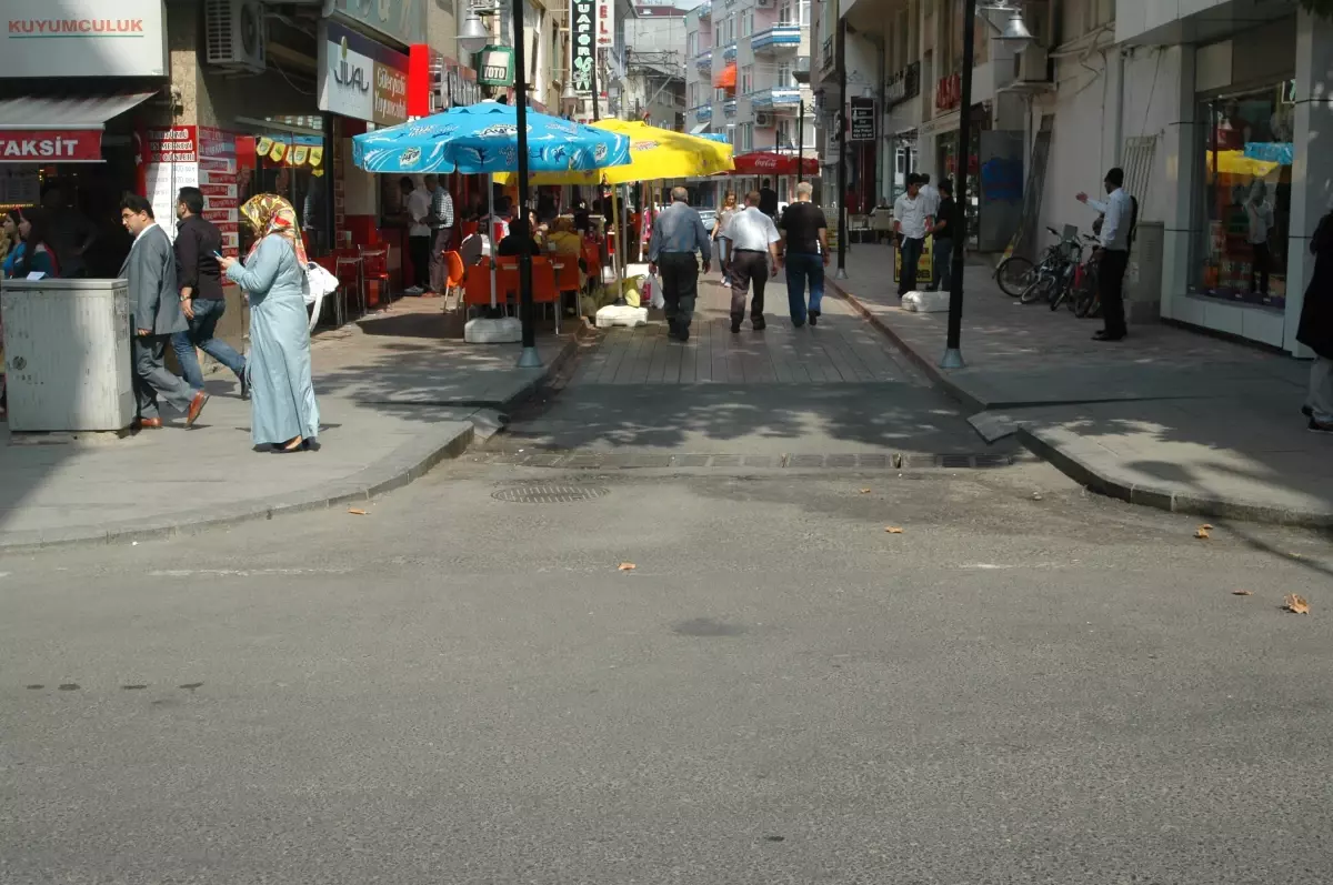 Dönerciler Sokağı Trafiğe Kapatılıyor