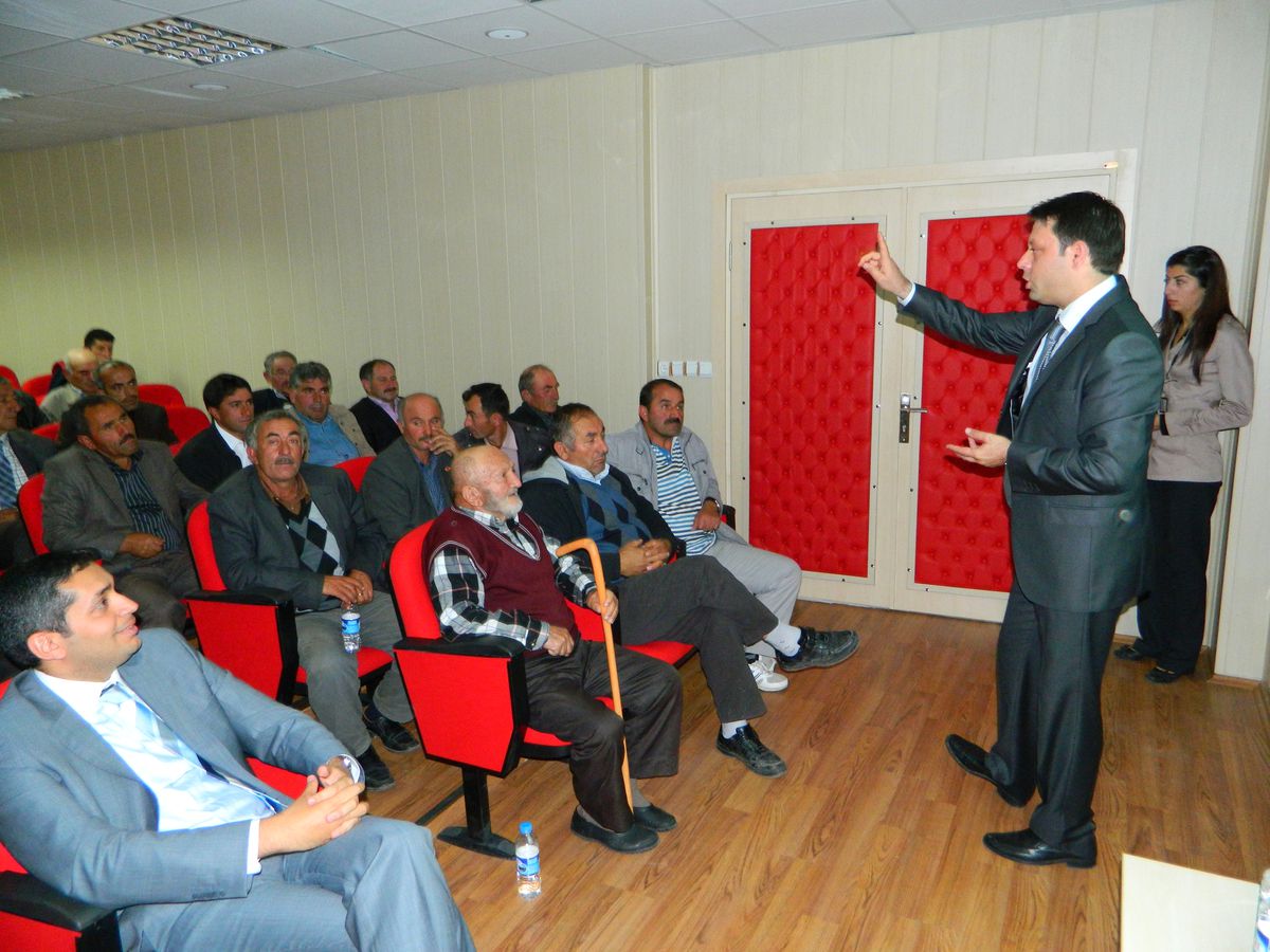 Posof\'ta Seminerler Devam Ediyor