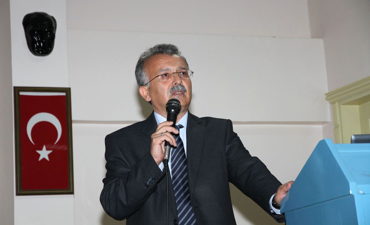 Recep Tayyip Erdoğan Üniversitesi\'nde Panel