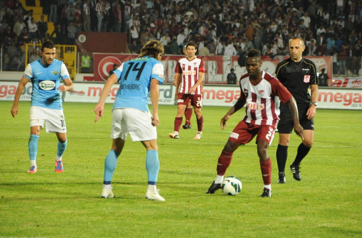 Sb Elazığspor - Akhisar Belediyespor: 0-0