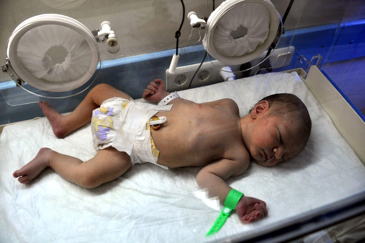 3 Günlük Bebek Hastane Tuvaletine Bırakıldı