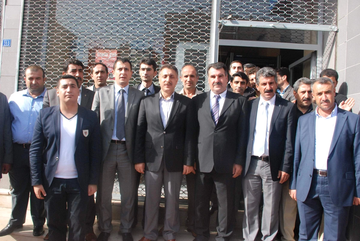 AK Parti\'ye İlk Katılım Diyarbakır Teşkilatından