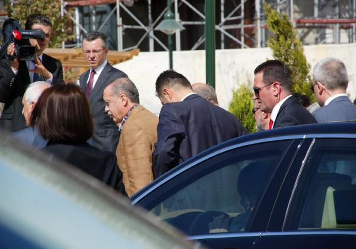 Erdoğan, Annesi İçin Kur\'an Okudu