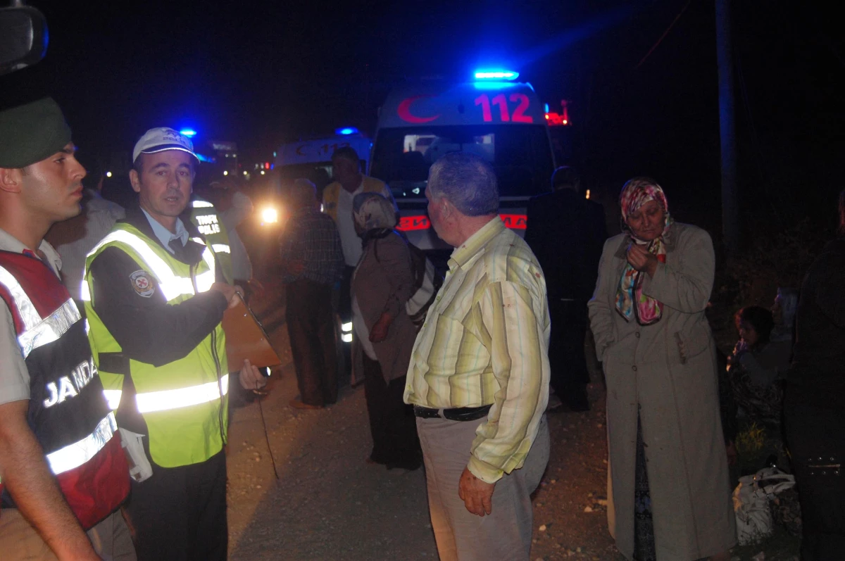 Bursa\'da Otobüs Devrildi: 2 Ölü, 31 Yaralı