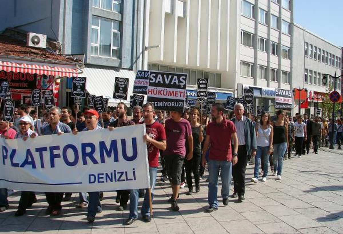 Denizli\'de Zamları Protesto Yürüyüşü