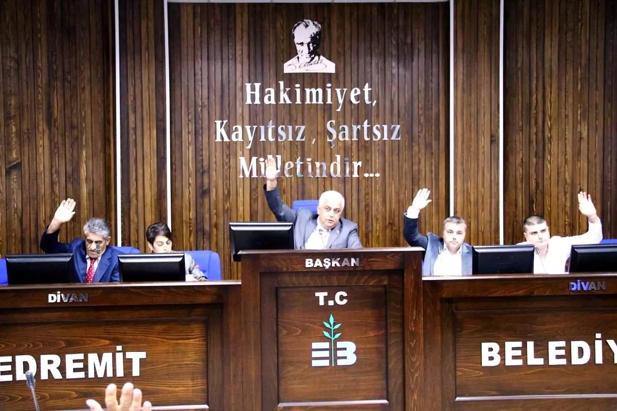 Edremit Belediye Meclisi Toplandı