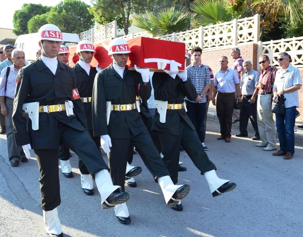 Eğitim Uçağı Pilotu Son Yolculuğuna Uğurlandı