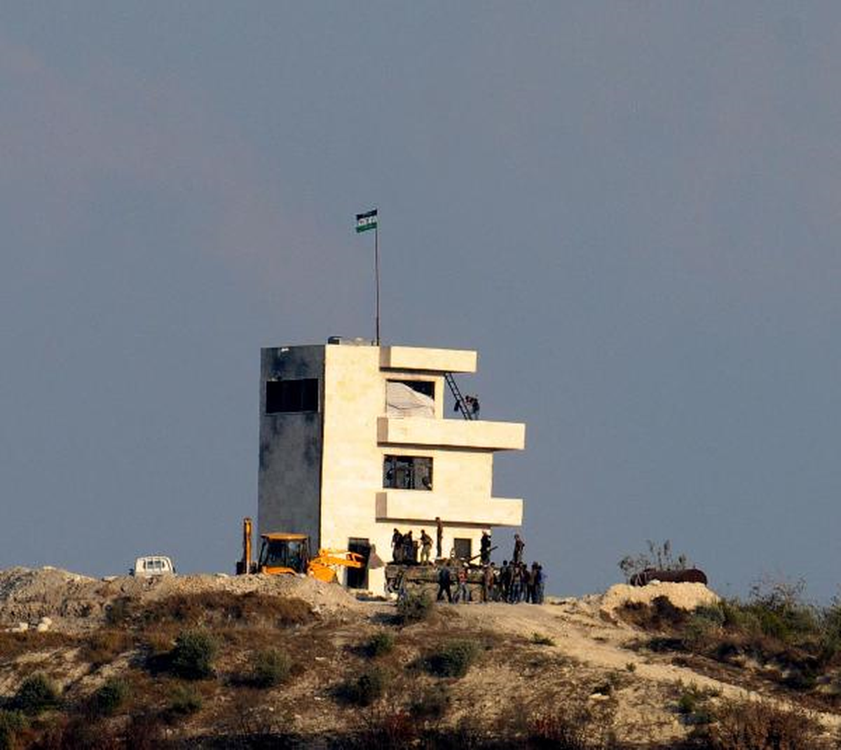 Hatay Sınırında Önce Çatışma, Sonra Muhaliflerin Kutlama Sesleri (2)