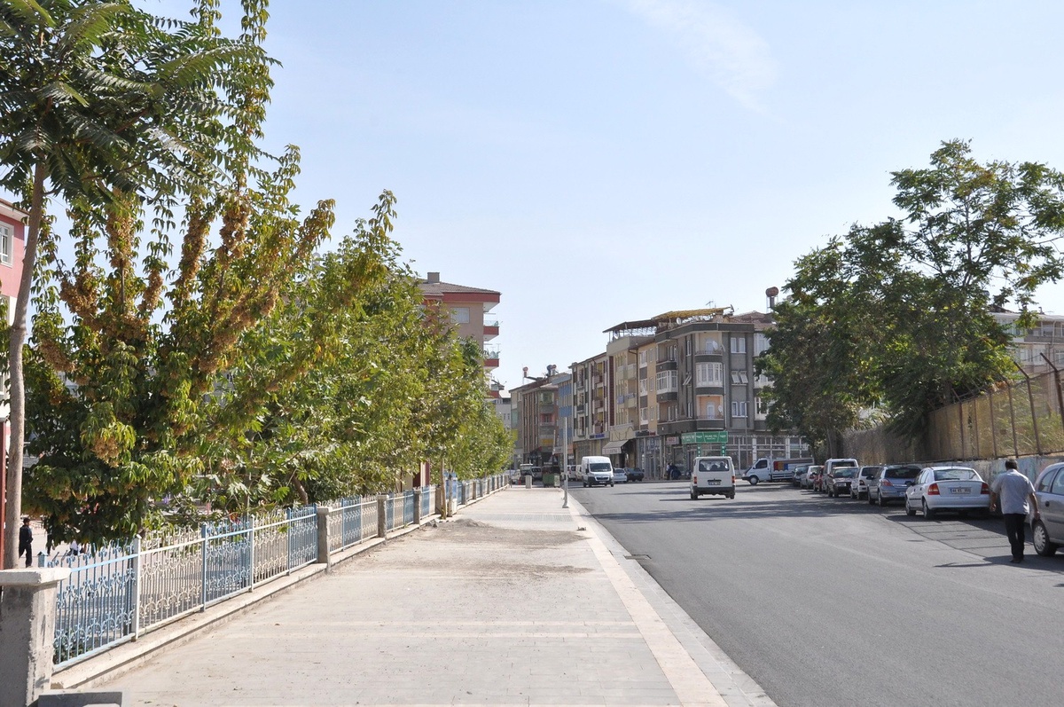 Niyazi Mısri Caddesi Yenileniyor