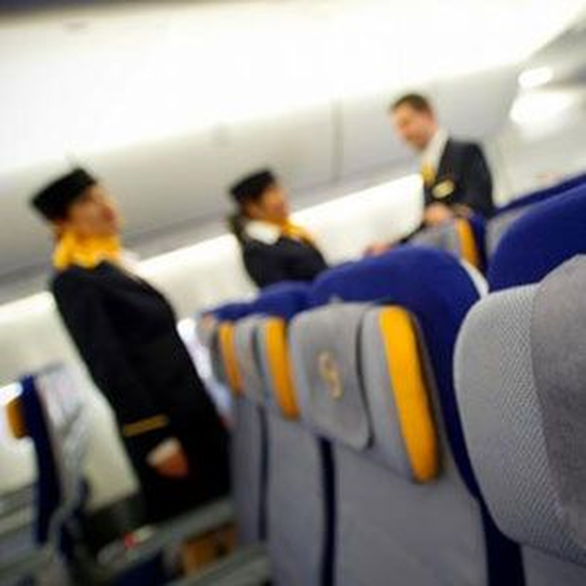 Ryanair\'in Paris-Bari Seferi İtalyanları Kızdırdı