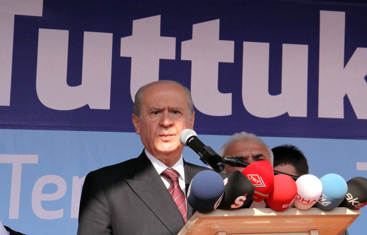 Samsun 1 Bahçeli Şehit Başsavcı\'nın Ailesini Ziyaret Etti "Mhp Genel Başkanı Bahçeli."