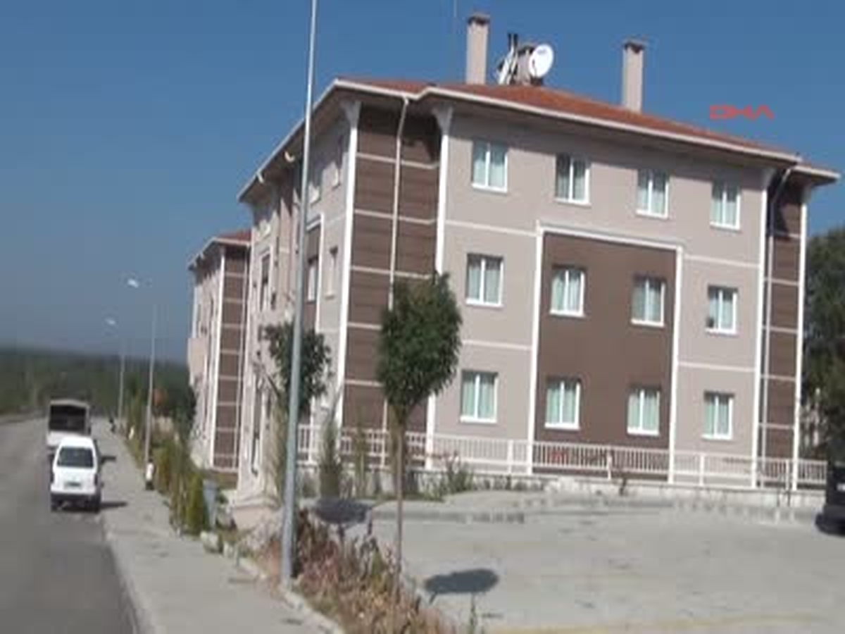 Simav Toki, Depremzedelere Verdiği Evlere \'Yanlış Hesap? Diye Zam Yaptı Toki, Depremzedelere...