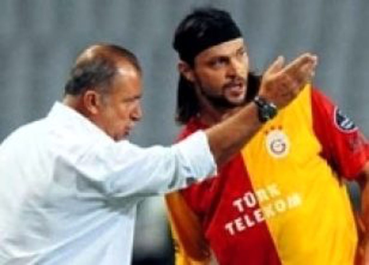 "Ujfalusi\'yi Arıyoruz"