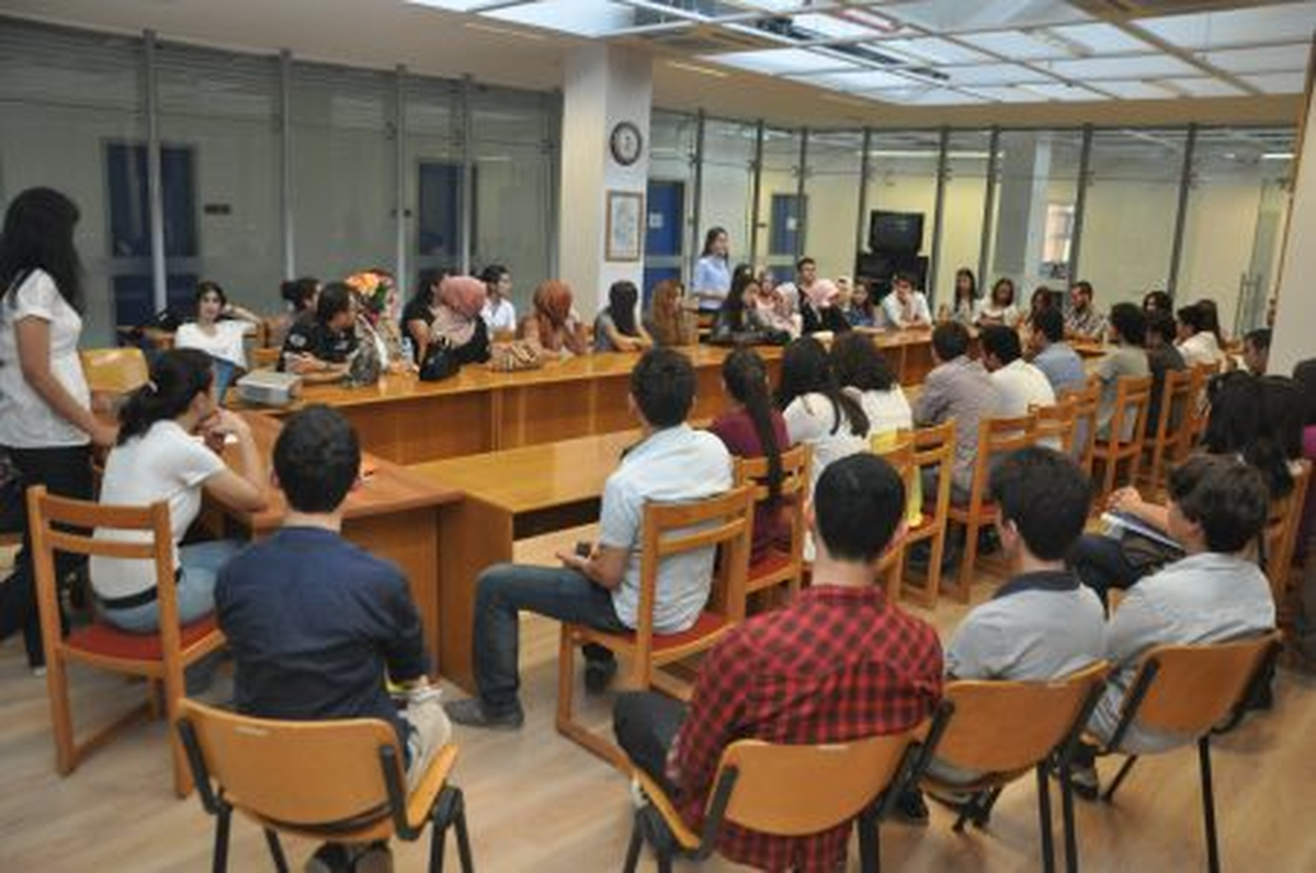 Gençlik Meclisine Yoğun İlgi