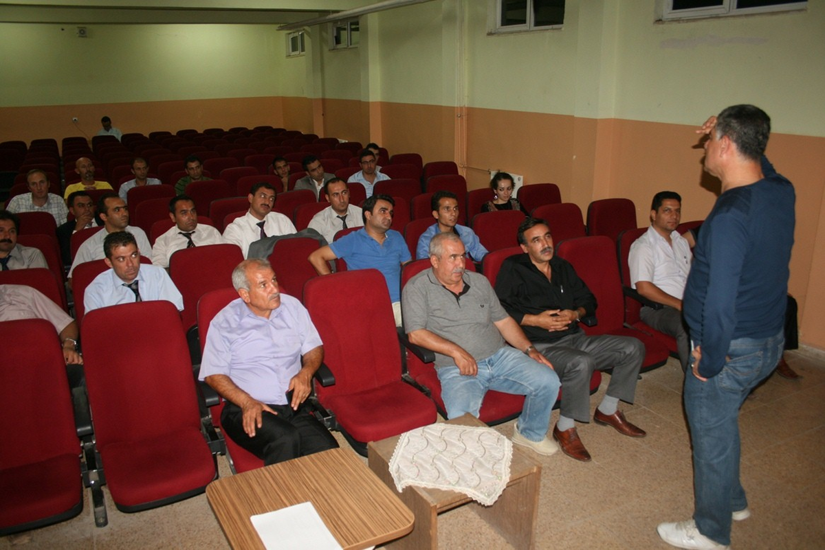 Halfeti\'de Diksiyon ve İletişim Becerileri Eğitimi Verildi