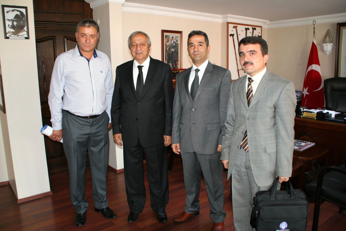 Kamu -Sen İl Yönetiminden Devrek\'te Kurumlara Ziyaret