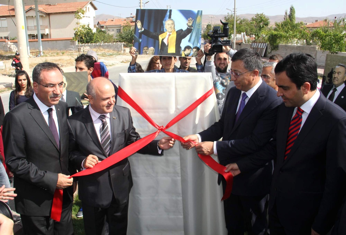 Kazakistan\'ın Türkiye Büyükelçisi Kırşehir\'de