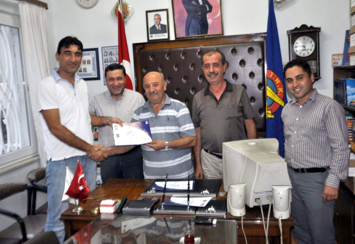 Nazilli\'de 10 Öğretmen \'Model Uçak Rehber Öğretmen\' Sertifikası Aldı