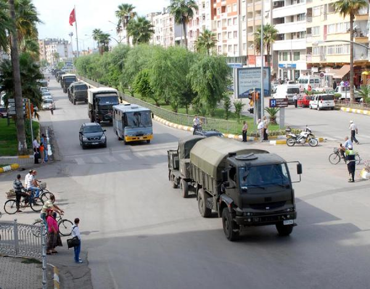 Suriye Sınırına Askeri Sevkiyat