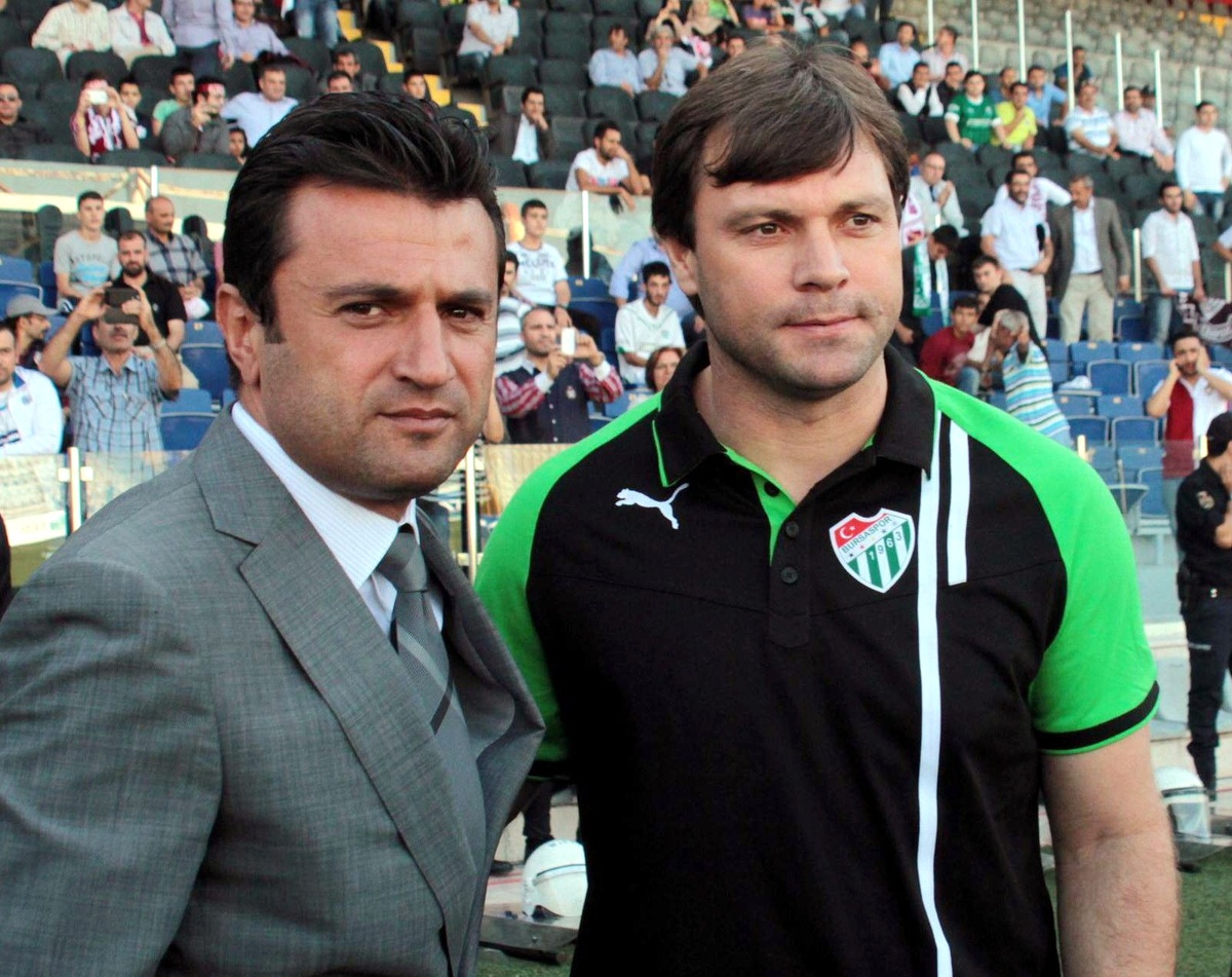 Spor Toto Süper Lig Ekiplerinden Sanica Boru Elazığspor\'un Teknik Direktörü Bülent Uygun Görevinden...