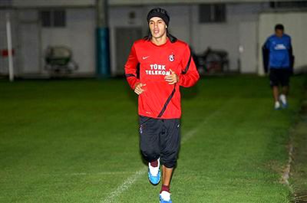 Trabzonspor Beşiktaş Hazırlıklarına 9 Oyuncuyla Başladı
