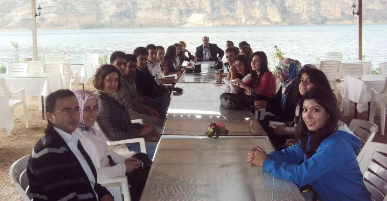 Türk Eğitim-Sen Hilvan Temsilciliği Halfeti\'ye Gezi Düzenledi