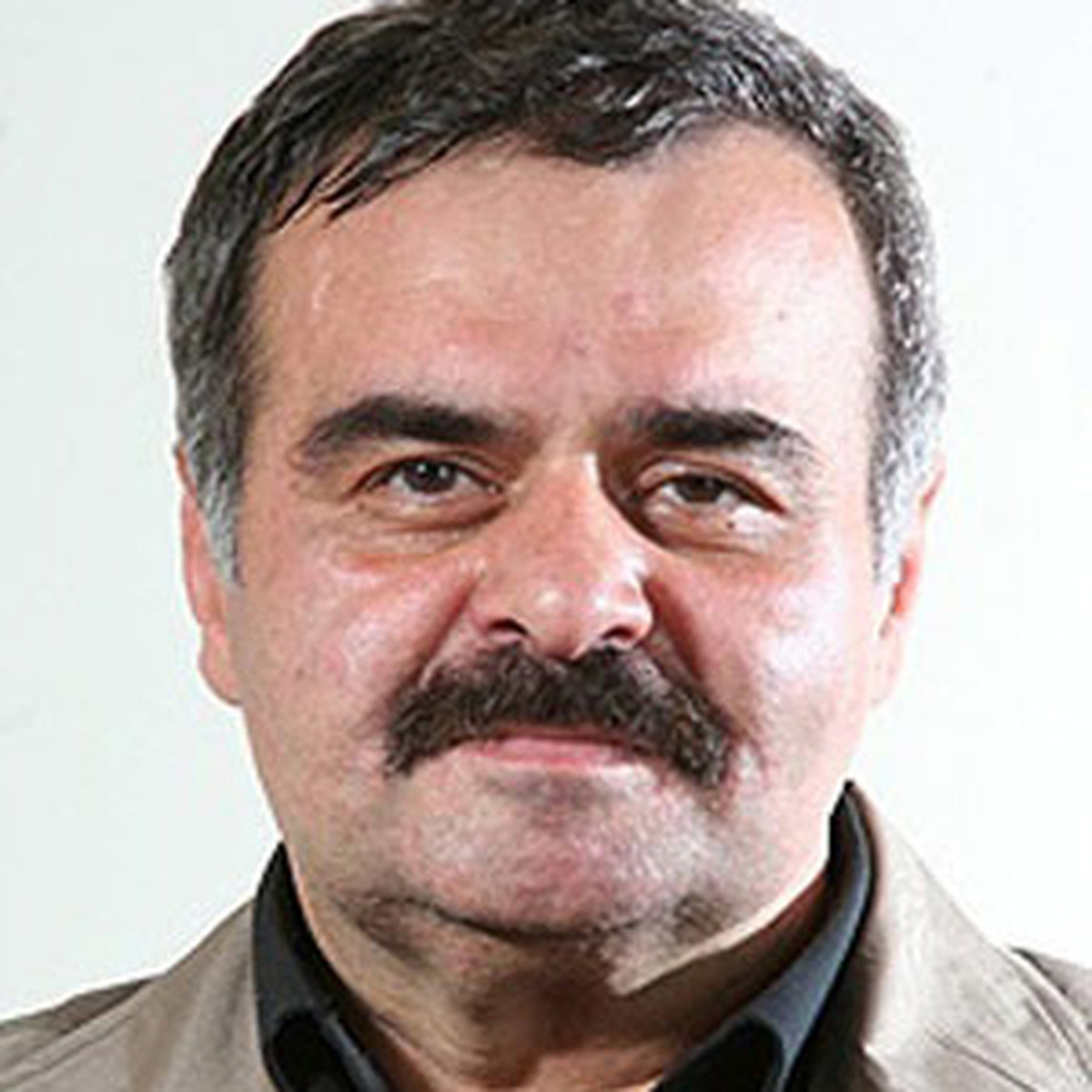 Usta Oyuncu Kalbine Yenildi