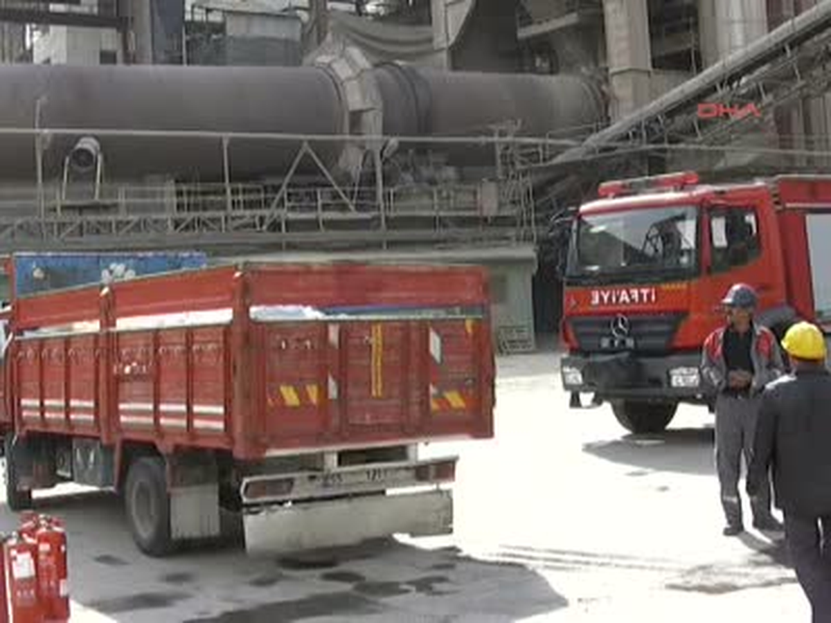 Van 10 Yılda Ele Geçirilen 2,5 Ton Uyuşturucu Yakılarak İmha Edildi 10 Yılda Ele Geçirilen 2,5 Ton...
