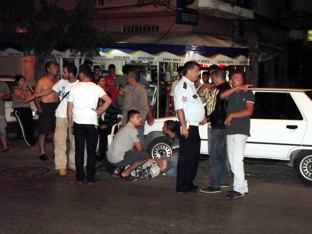 Yaşlı Çifte Çarpıp Kaçtı