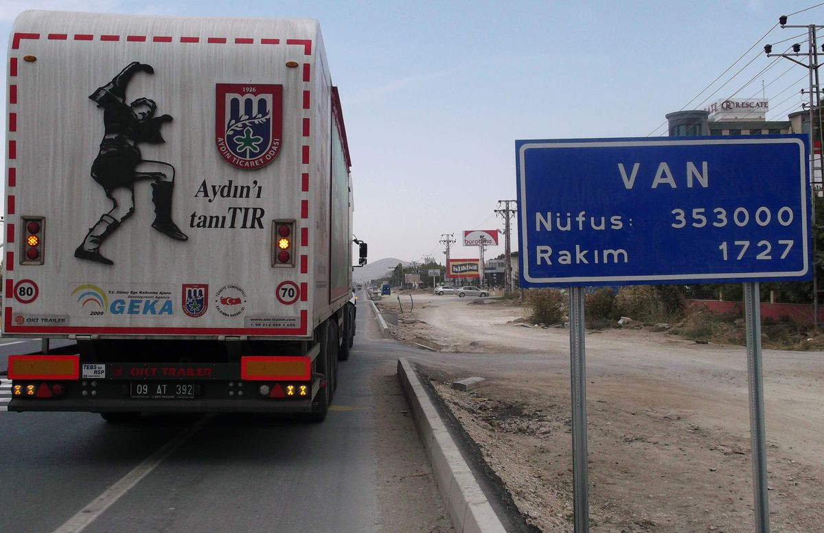 Aydın\'ı Tanıtır Van\'dan Geçti