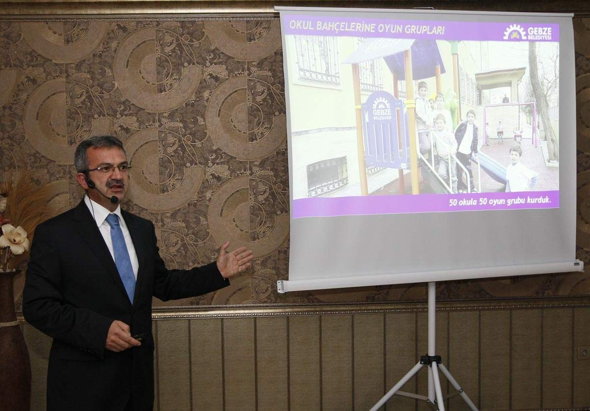 Başkan Köşker\'den AK Parti İl Yönetimine 3.5 Yıllık Hizmet Sunumu