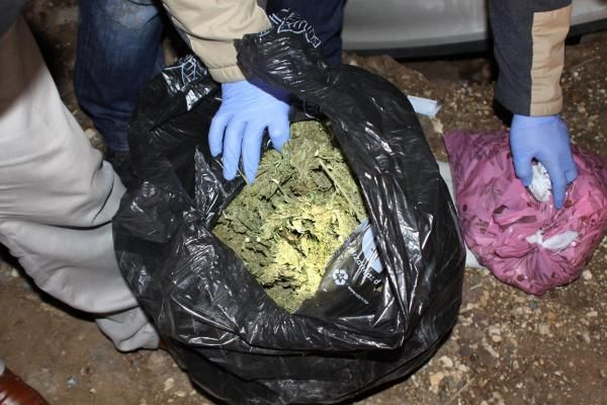 Batman\'da 67 Kilo 245 Gram Esrar Ele Geçirildi