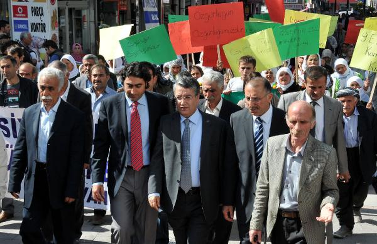 BDP\'den Öcalan İçin Yürüyüş