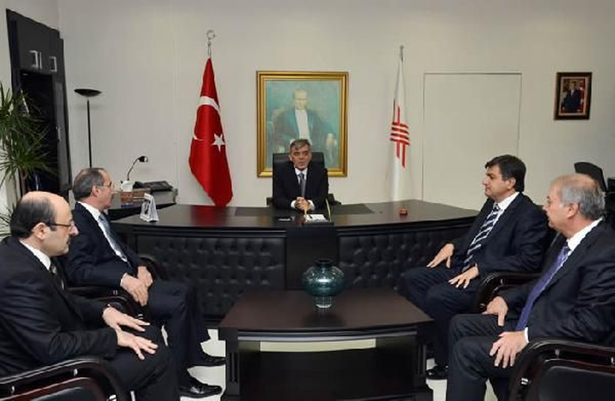 Cumhurbaşkanı Gül, YÖK\'ü Ziyaret Etti