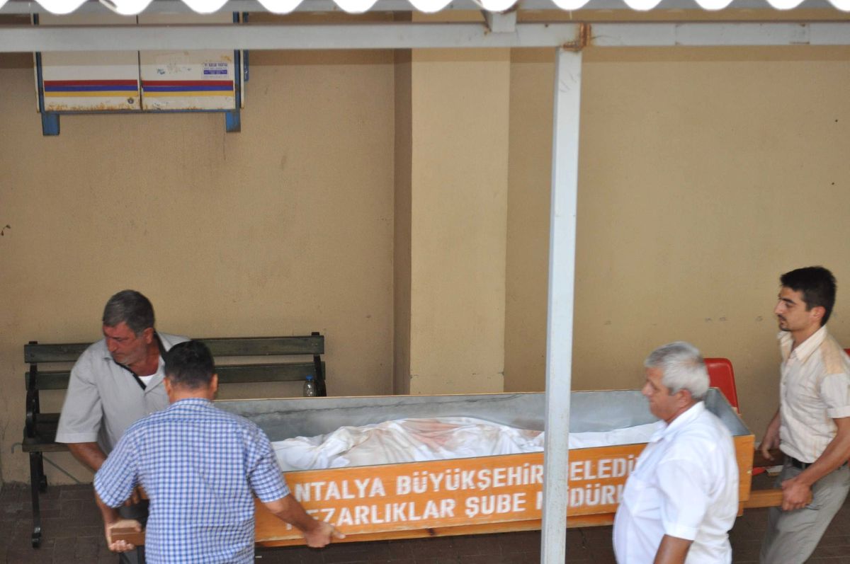 Eşinin \'Harbi\' ile Tecavüz Ettiği Kadın Hayatını Kaybetti