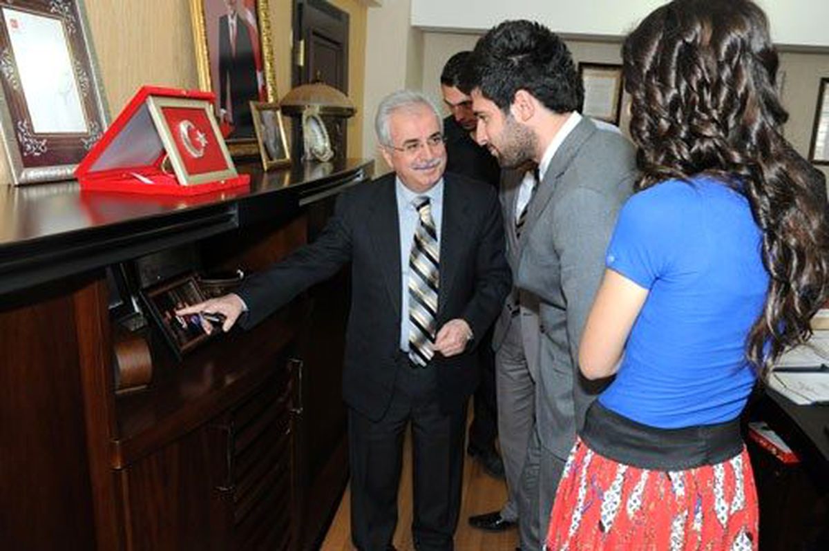Etü Atatürk Üniversitesi Öğrenci Konseyi\'ni Ağırladı