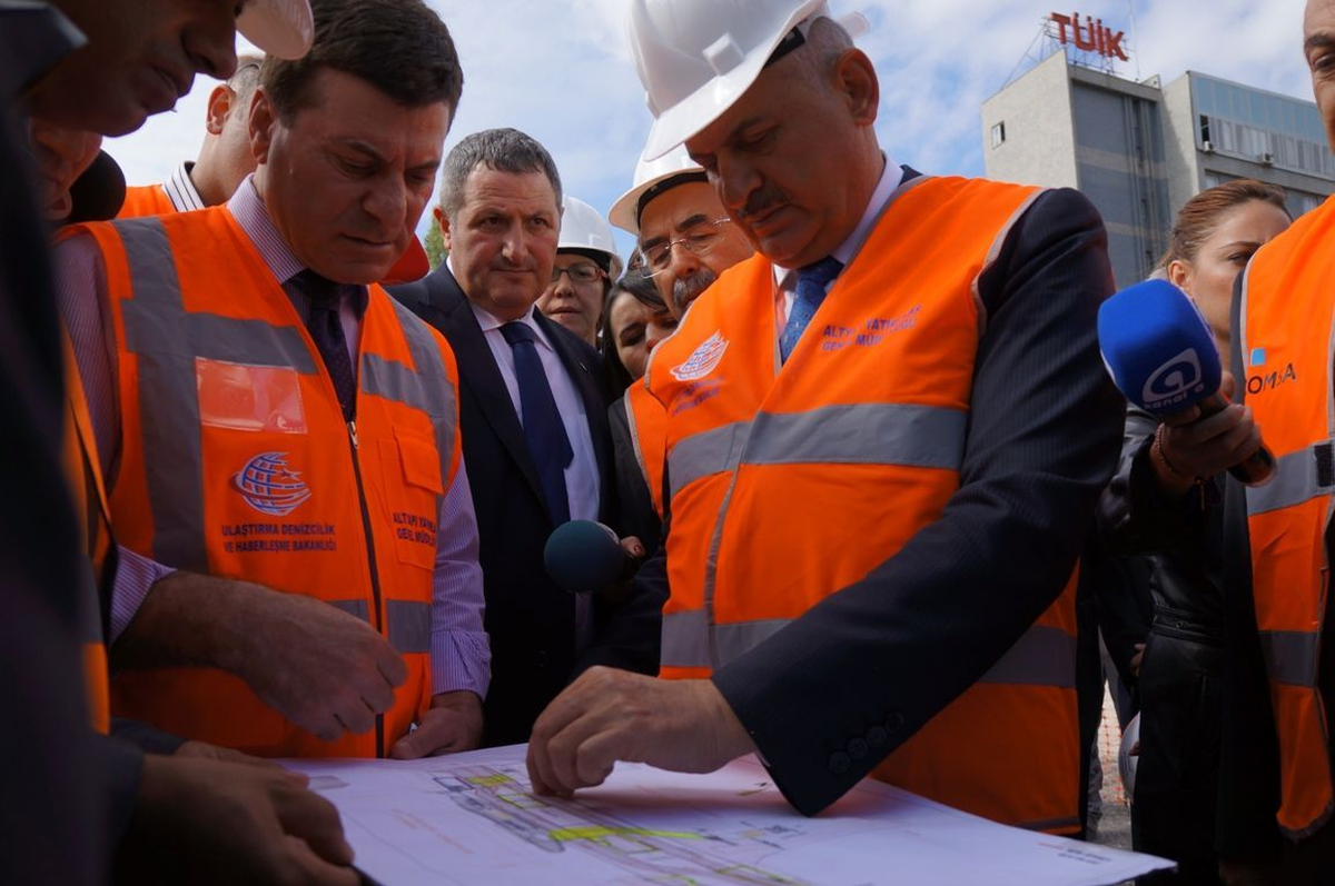 İnönü Bulvarı, Tek Taraflı Trafiğe Açıldı
