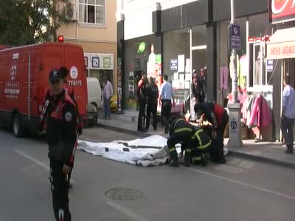 "Şov Yapma Atlayacaksan Atla"