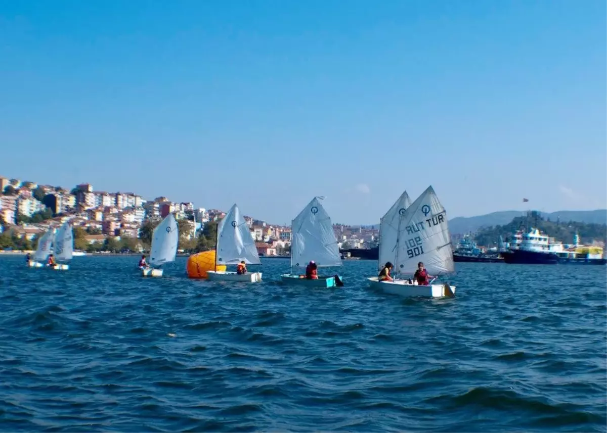 Kdz.ereğli Belediyesi Yelken Yarışları Sona Erdi