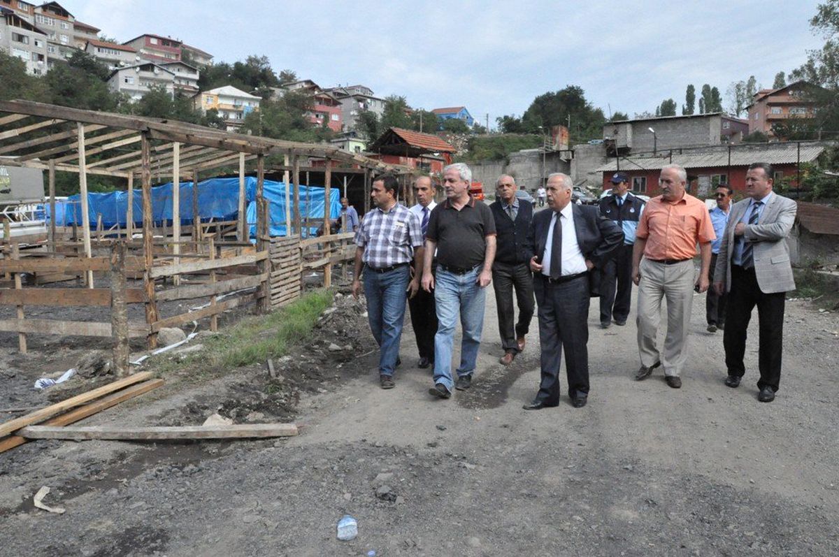Kurban Satış Yeri Hizmet Vermeye Başladı