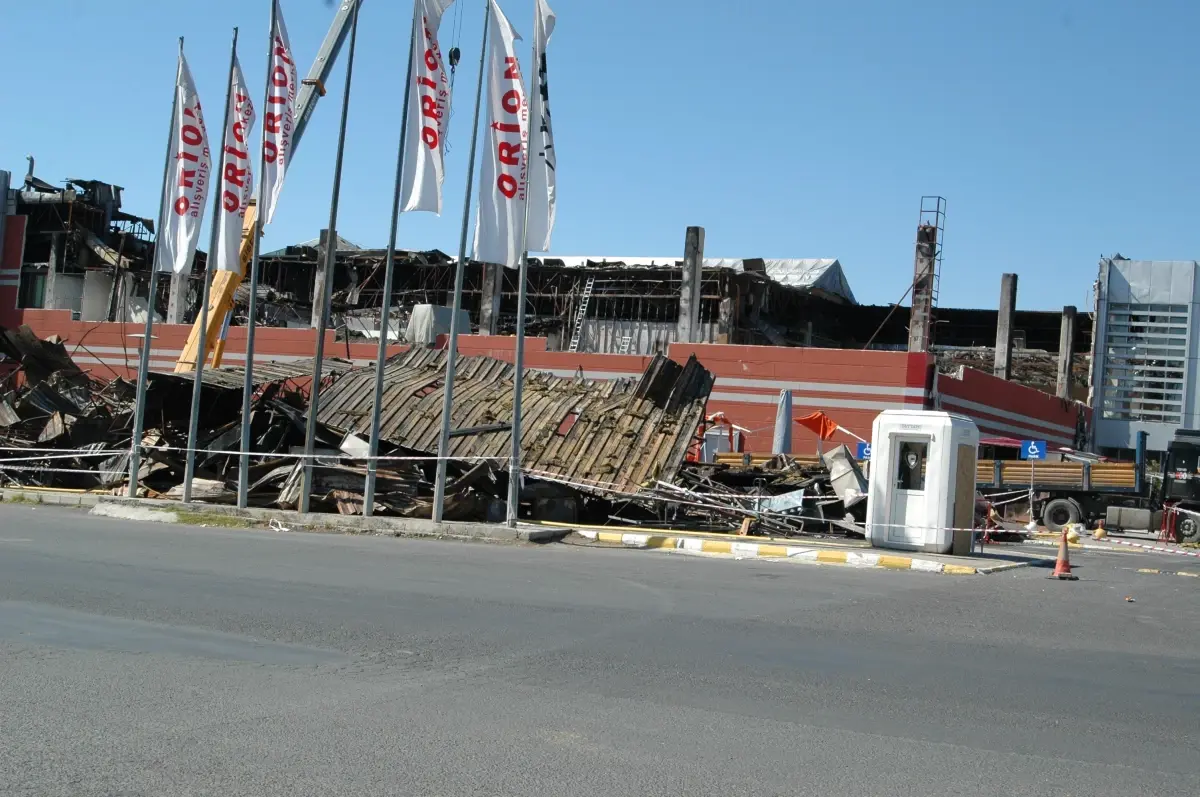 Orion\'da Yangın Tadilatı Devam Ediyor